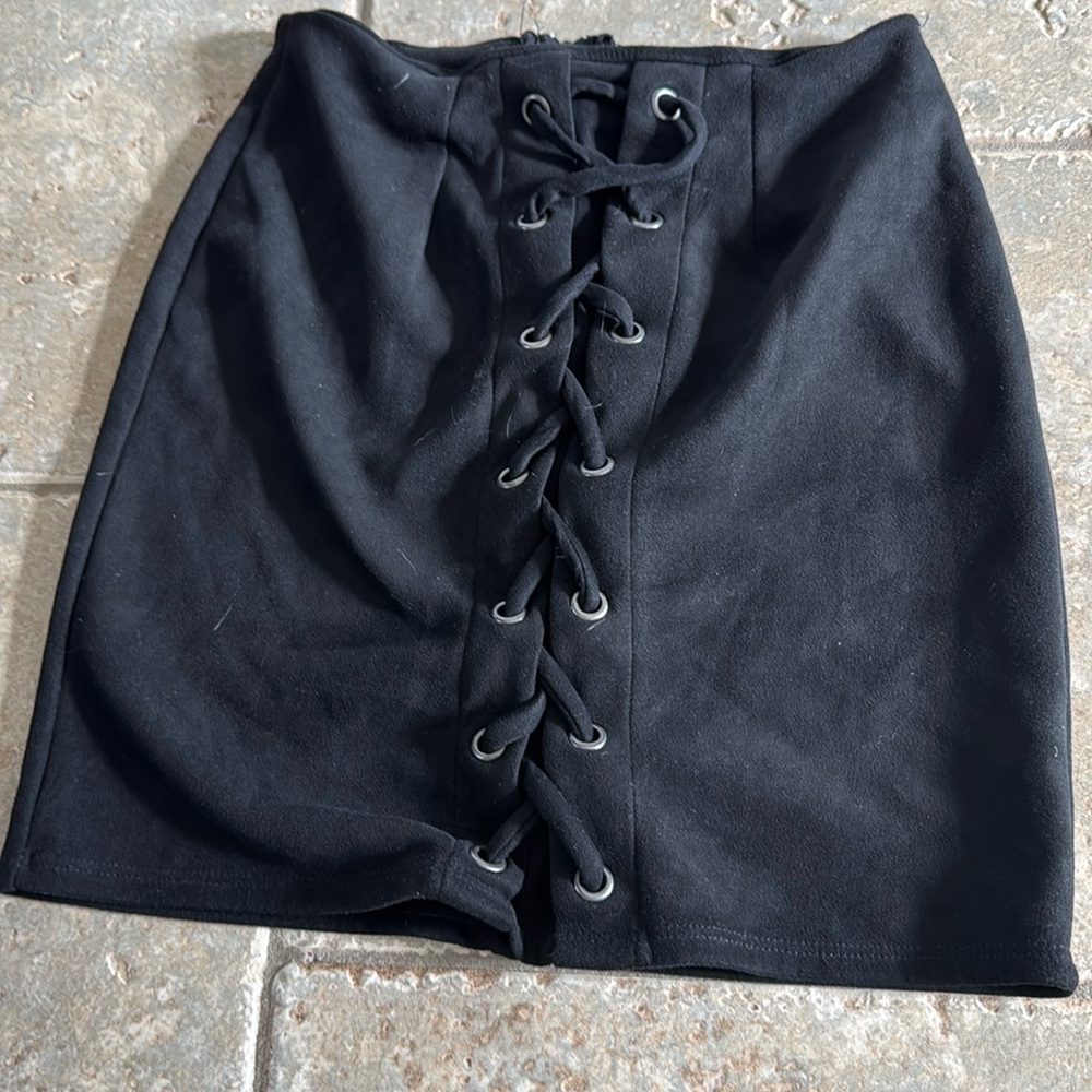 Mini black skirt